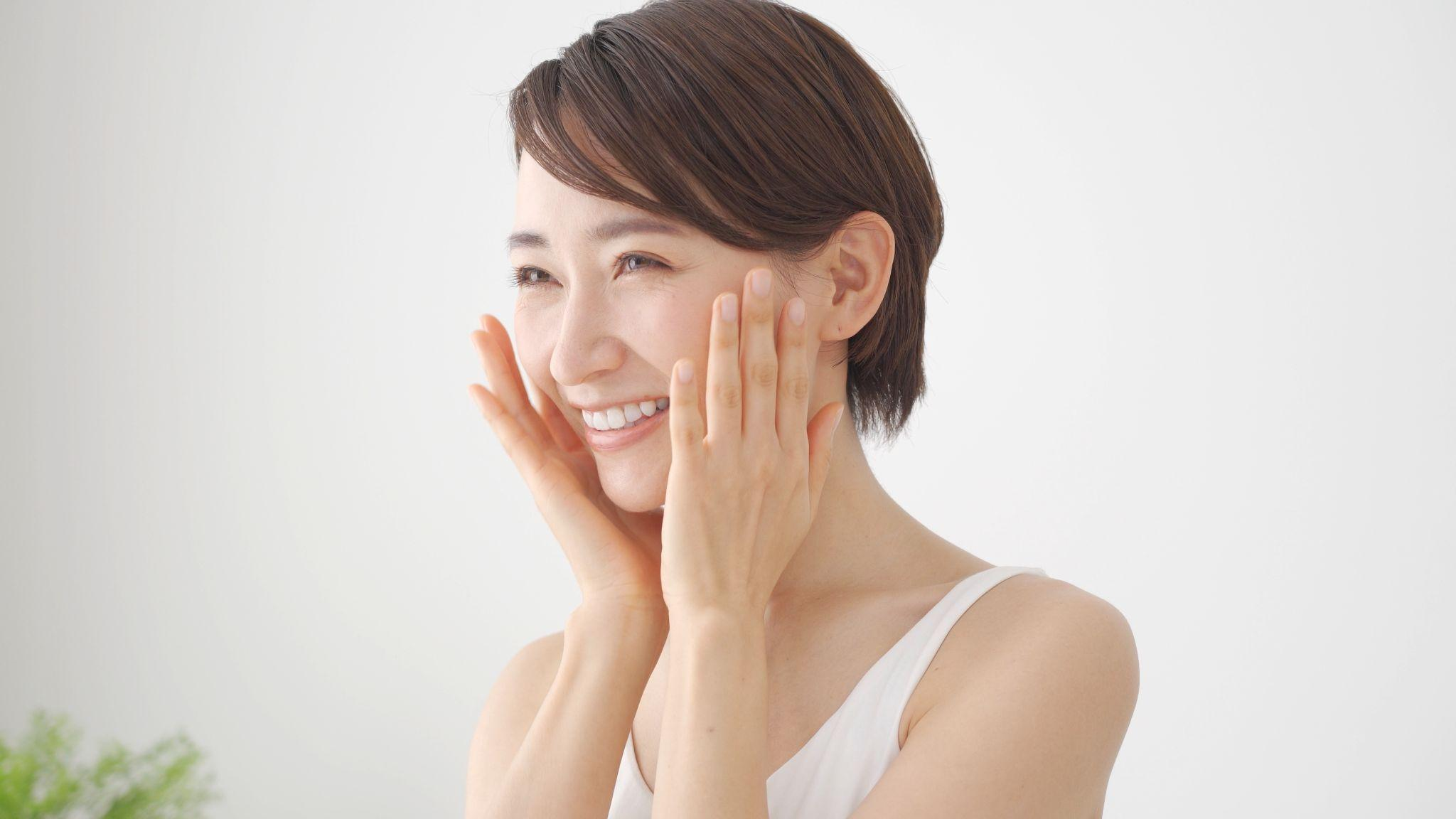 シミ取り施術のダウンタイムはいつまで？起こり得る症状やセルフケアのポイントを解説